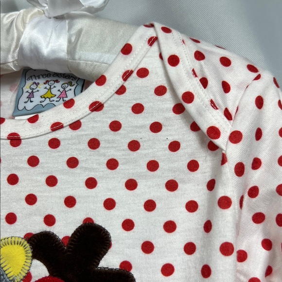 Three Sisters Red and white Rudolph polkadot romper size 18 months - Picture 5 of 13